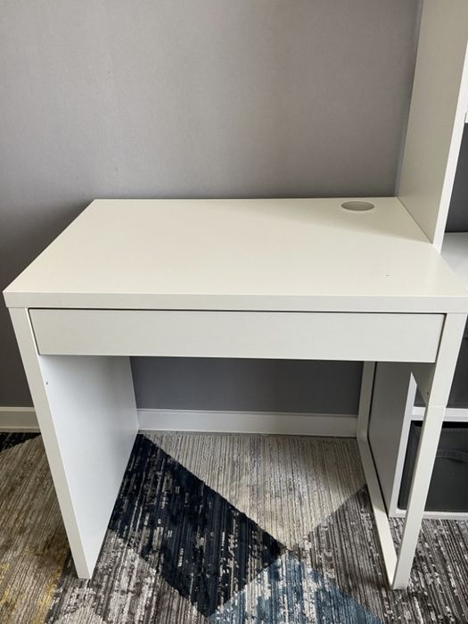 Стол письменный IKEA Микке