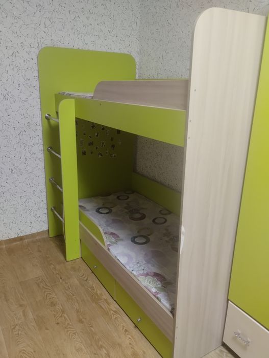 Спальный гарнитур детский