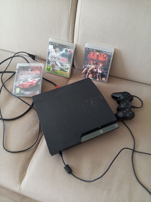 Продам PS3 , sony , в хорошем состоянии