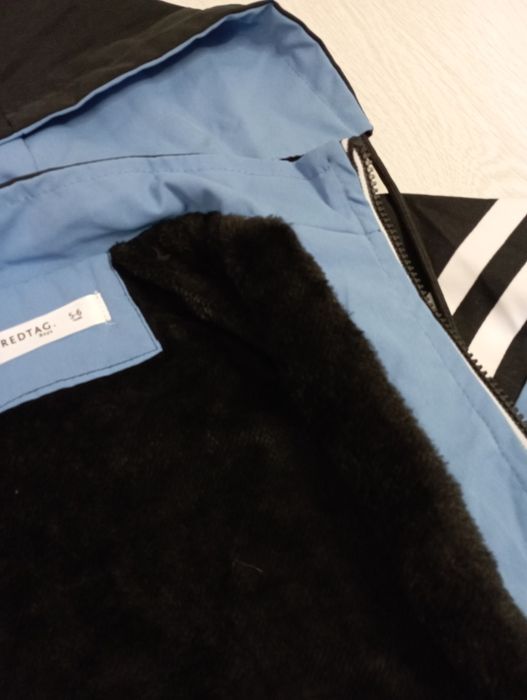 Продам Куртку на мальчика