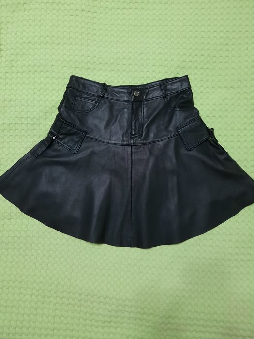 Продам юбку кожаную.