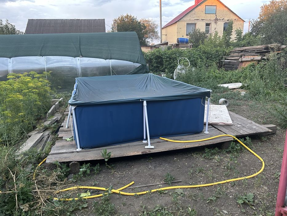 Продам бассейн в отличном состояний