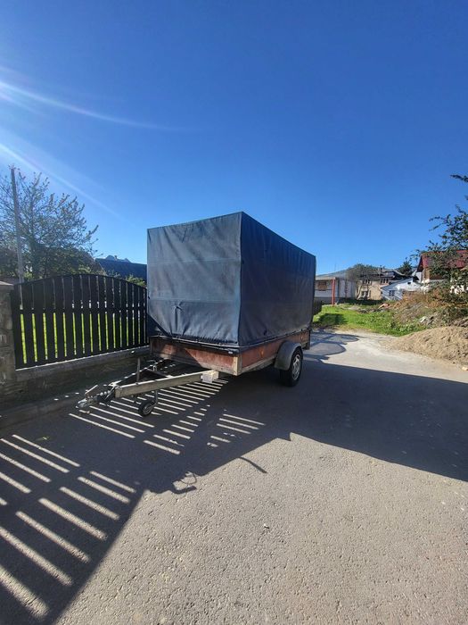 Remorca 1,300 kg