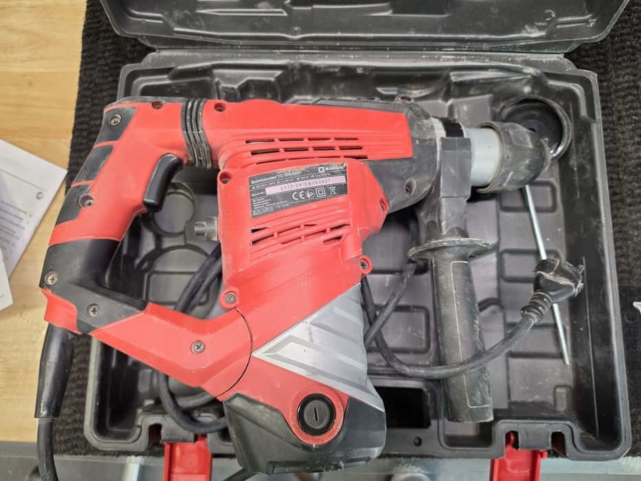 Електрически перфоратор Einhell TC-RH 1600