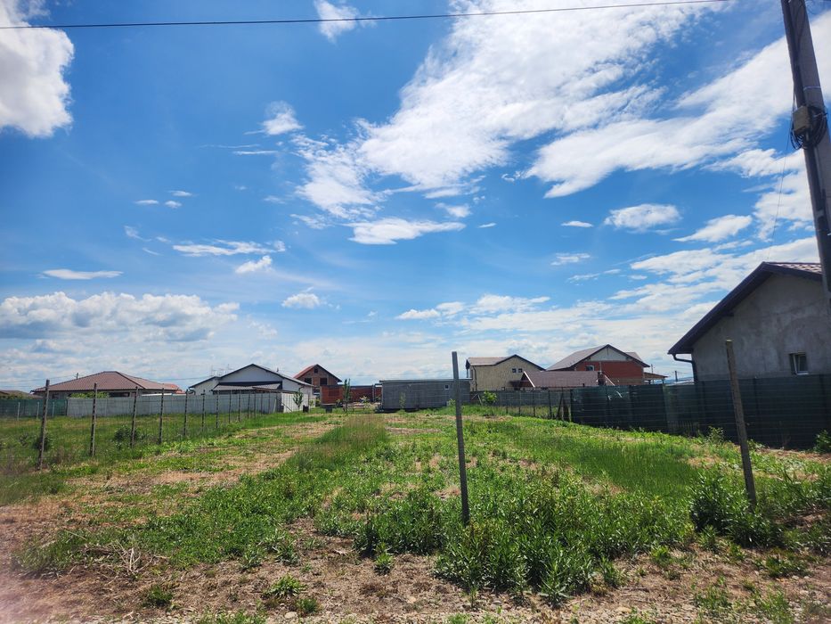 Teren intravilan de vânzare  în Oșorhei