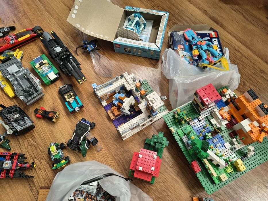 Lego piese / construit