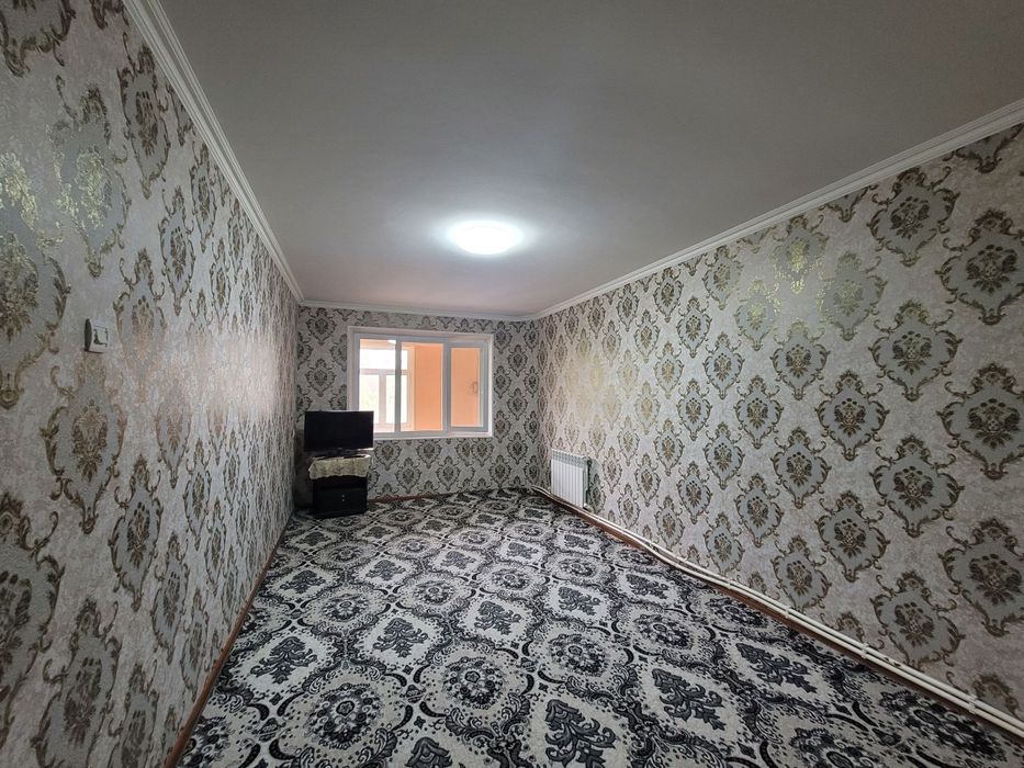 Фрунза масивда 3 хонали квартира сотилади