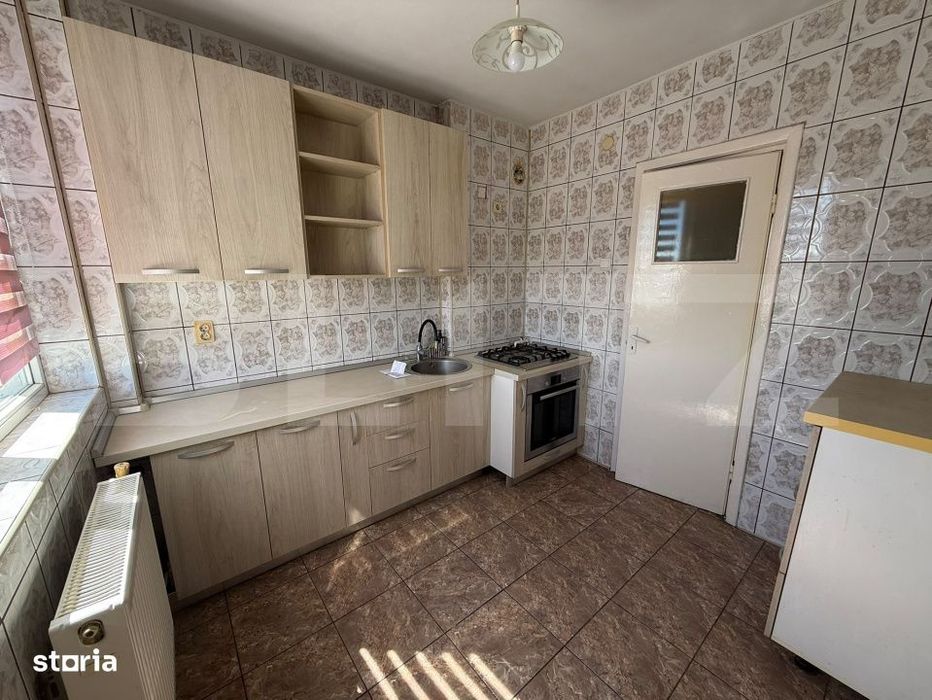 Apartament 3 camere, 59 mp, zona Republicii