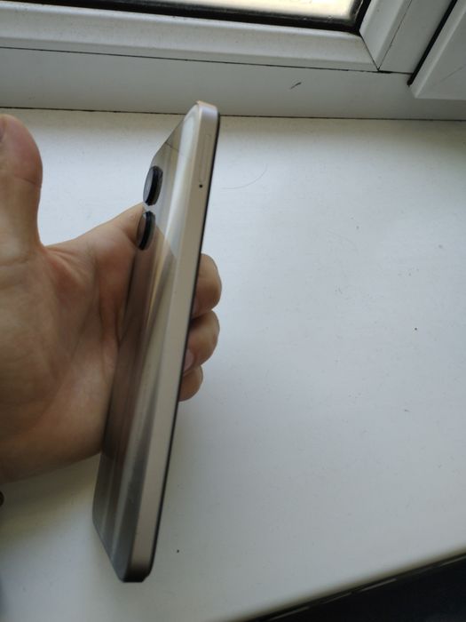 Телефон реалми с33 64 гб