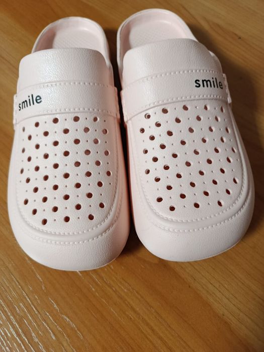 Продам женскую обувь