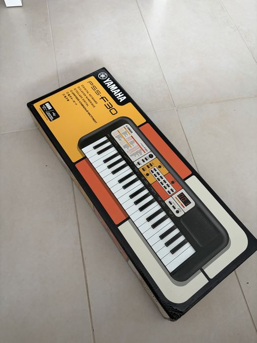Синтезатор Yamaha PSS F30