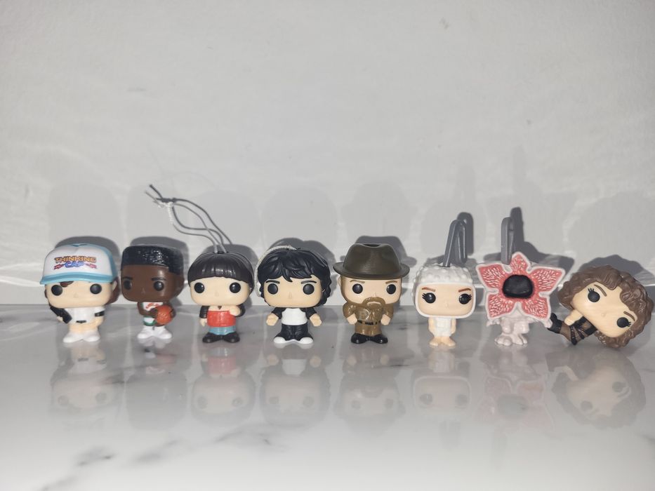 Продам фигурки из киндер джой ОСД