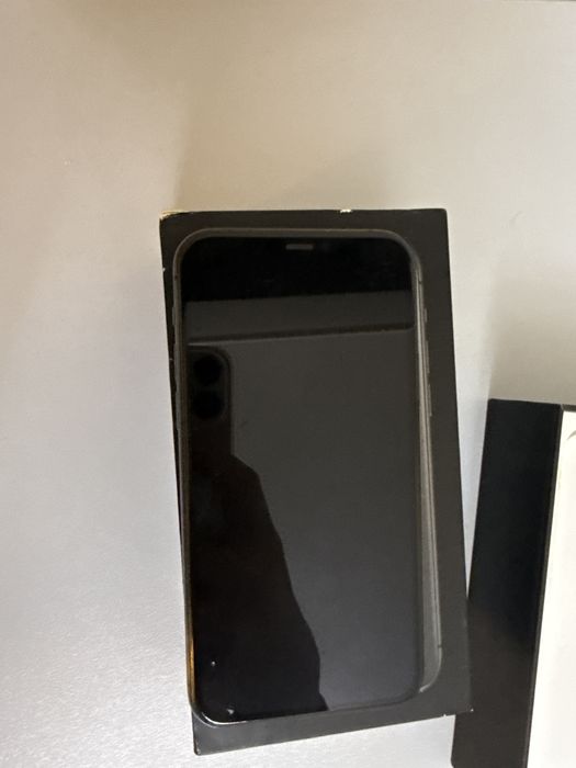 Iphone 11 pro   71%   64 гб