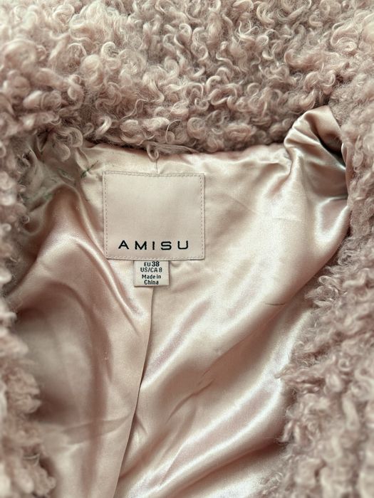 Розово пухено палто