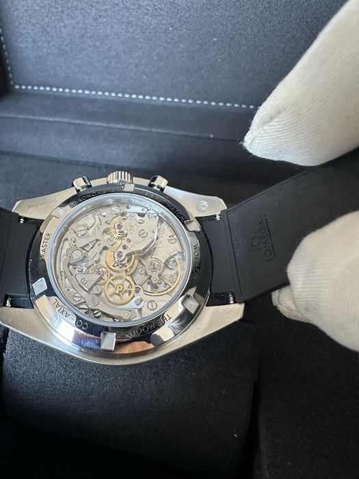 ceas OMEGA Speedmaster Moonwatch
