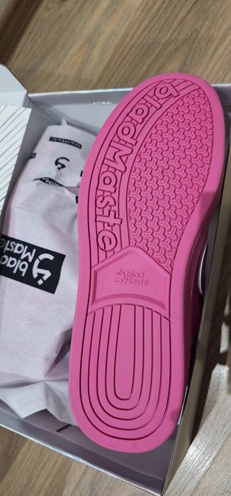 Кроссовки новые унисекс