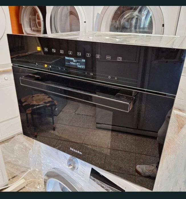 Микровълнова с парна фурна Миеле серия 7440 за вграждане