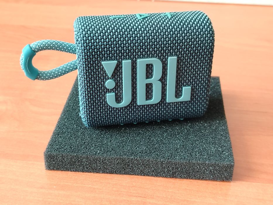 Оригинальная колонка JBL Go 3 (в идеале)