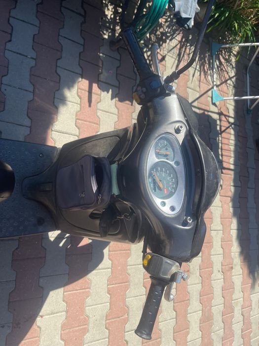Scuter de vanzare aprilia scarabeo