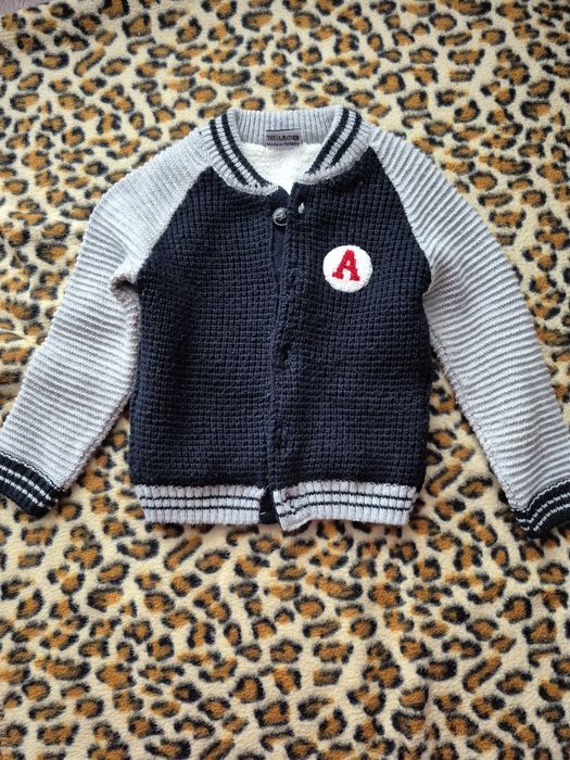 Кофта тёплая с подкладом.