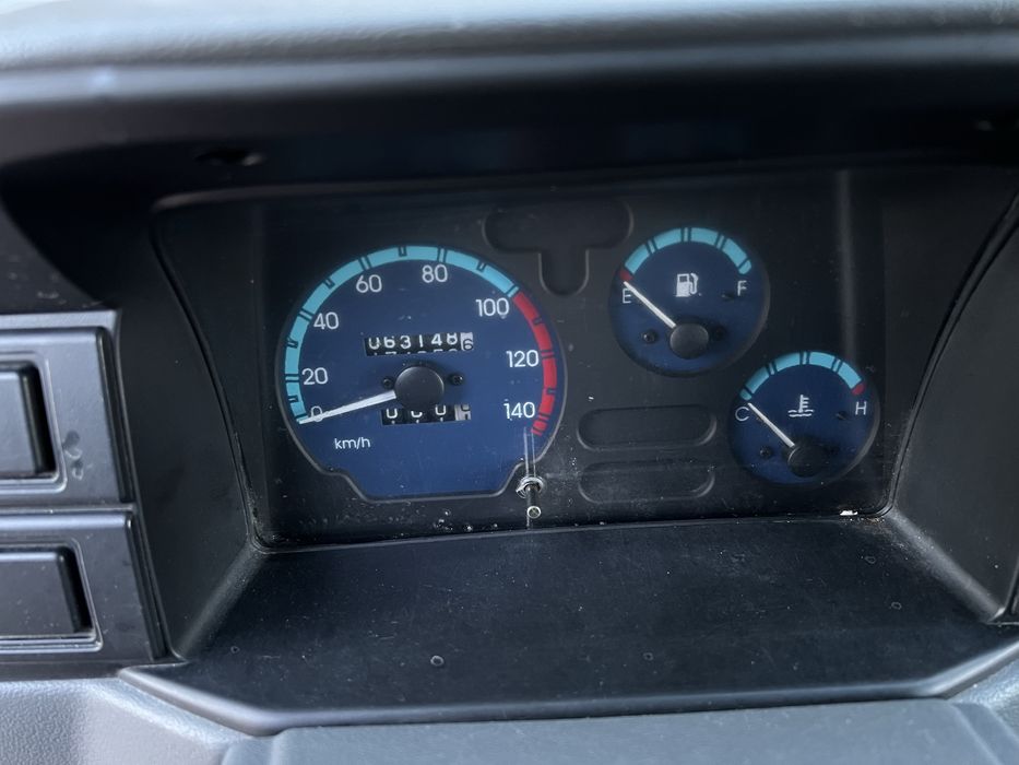 Damas срочно сотилади