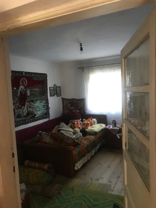 Vand case in zona Pucioasa