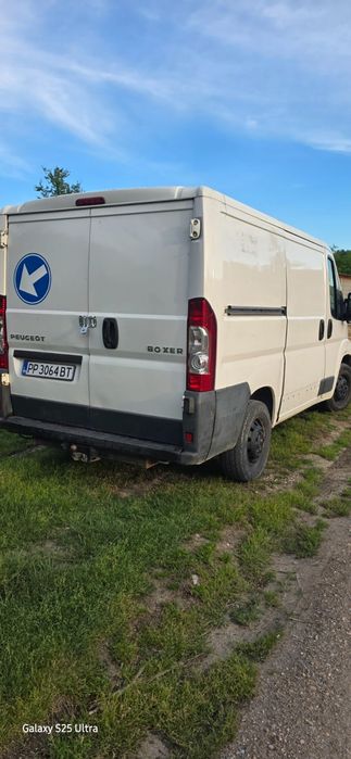 Бус пежо боксер продава се