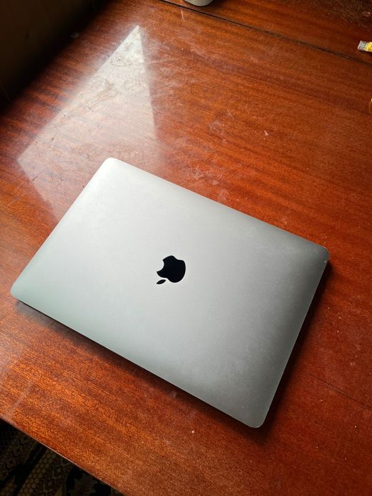MacBook Pro 2020 M1 Apple 8гб