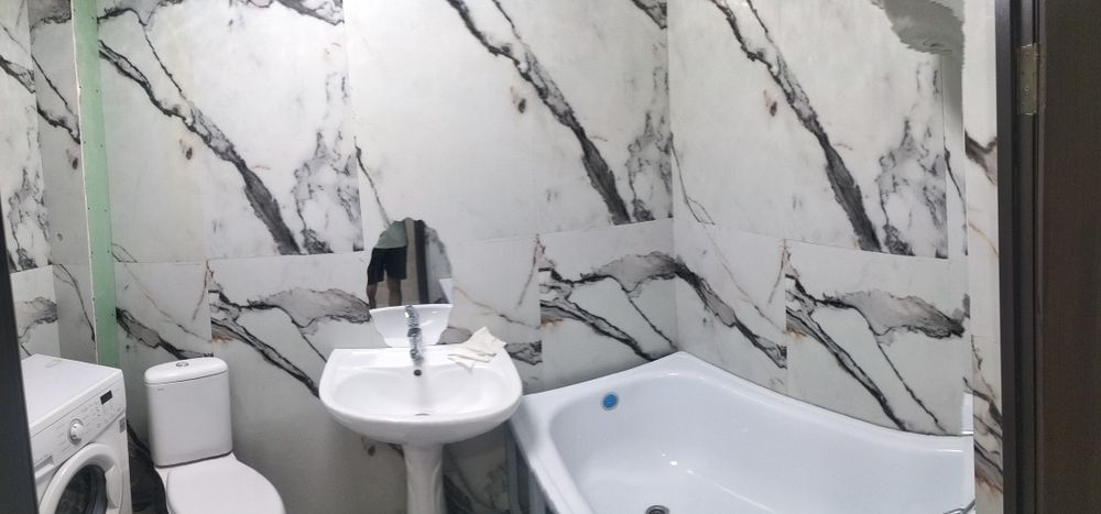 Продам  квартиру в центре.