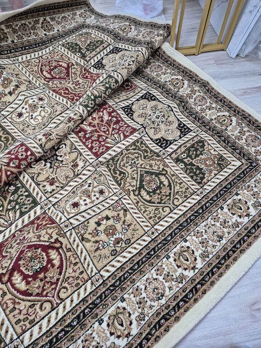 Продам ковёр  хороший