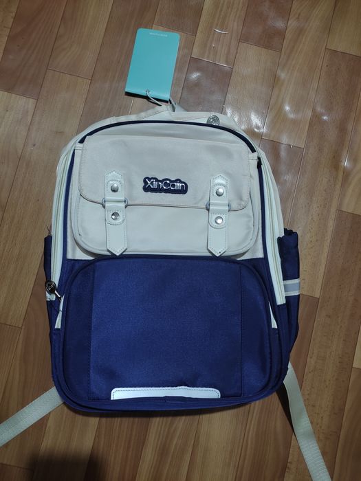 Рюкзаки,сумочки,разные5000