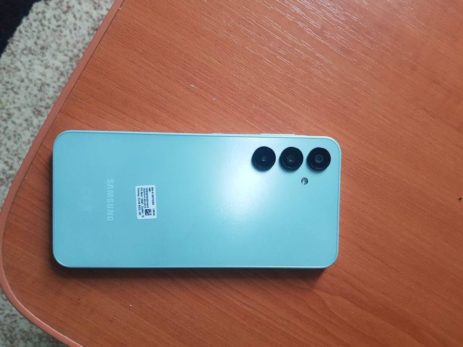 De vînzare telefon in stare buna A16 m-ai multe