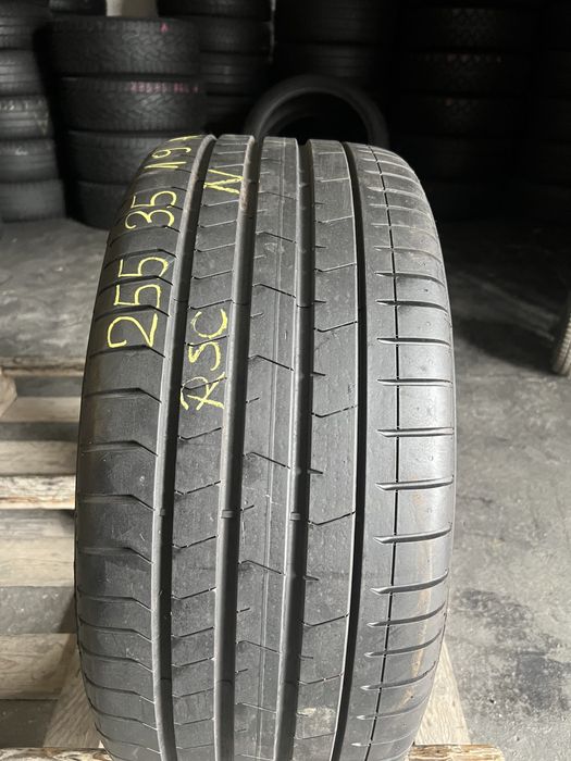 1 anvelopa de vara 255/35/19 Pirelli Runflat!