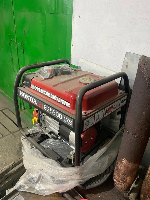 Электро генератор новый