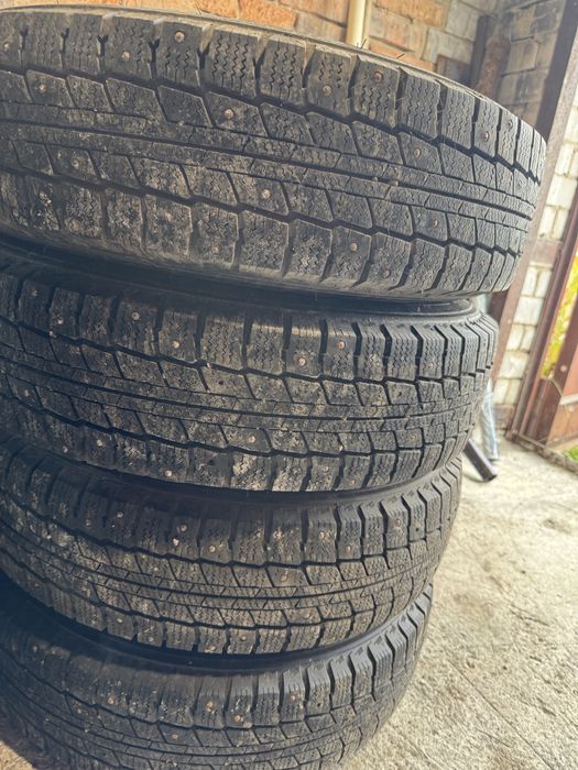 Продам шины 185 75 R16c