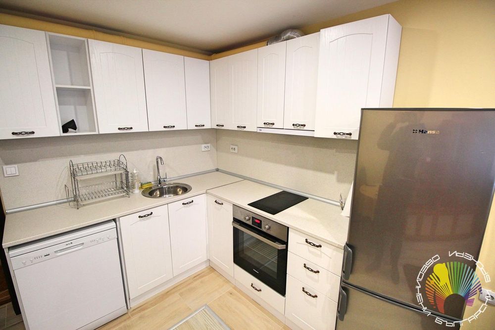 Дава се под наем Тристаен апартамент в Бургас, Братя Миладинови - 75 кв.м за 561 € - Снимка #6