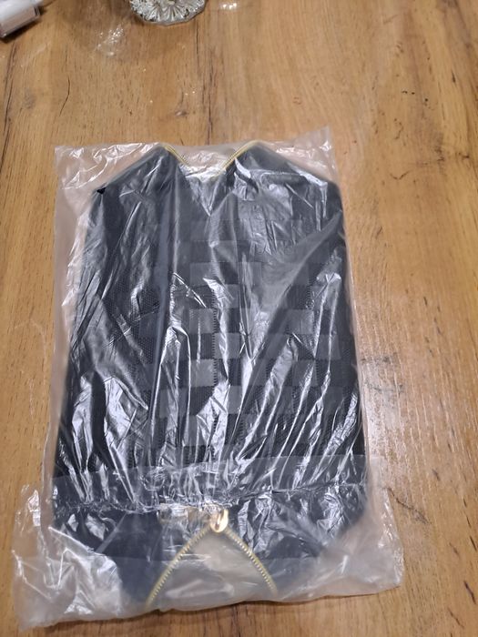 Продам новые космитички