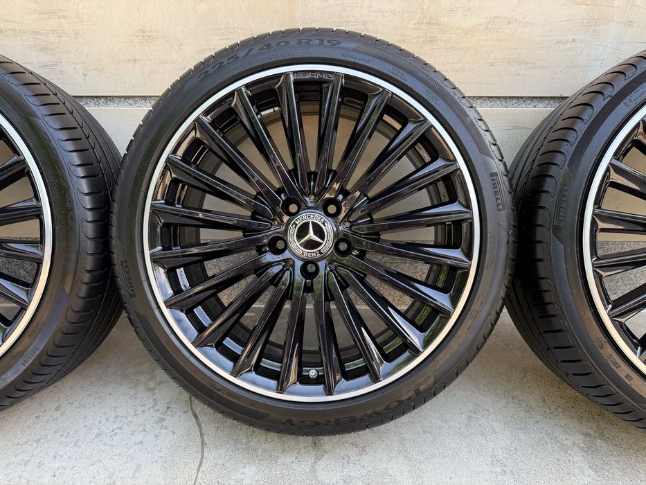 Оригинални джанти МЕРЦЕДЕС MERCEDES AMG W206 S206 C класа Ц В205 комби С206 AMG line 19 цола спорт пакет 5X112 CLA CLC CLE 63 АМГ 53 AMG OEM джанти oz
