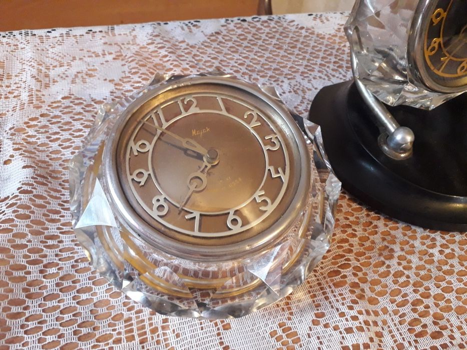 СССР Часы Маяк настольные