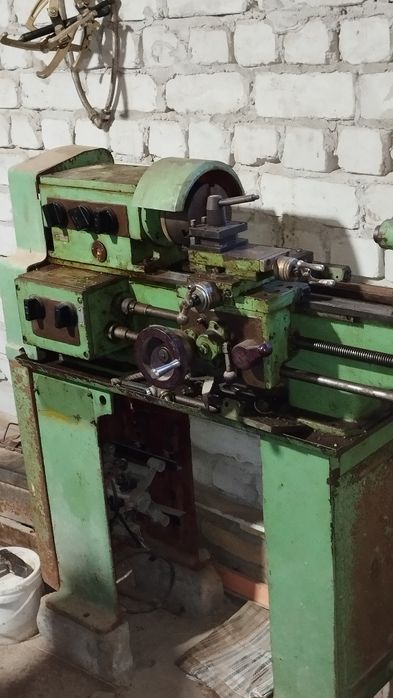 Токарный станок ТВ 4