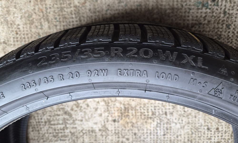 Set 4buc 235/35 R20 92W XL Continental WinterContact TS860 S M+S iarnă