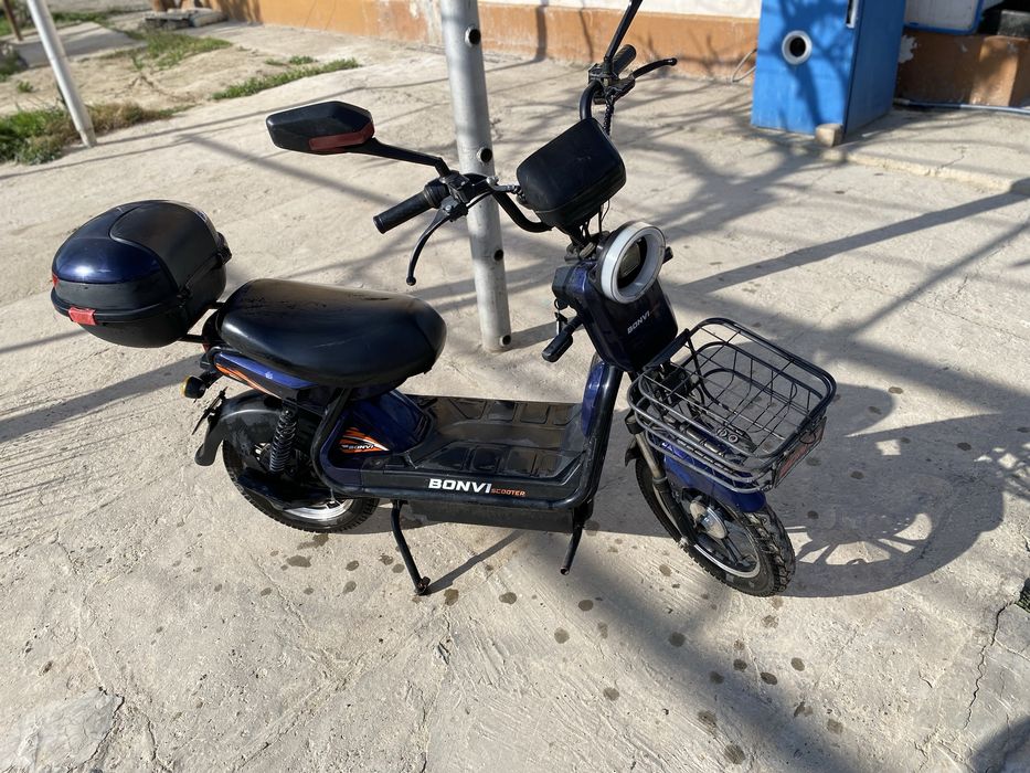 Скутер 6 та аккумулиятор 9 ой хайдалнган