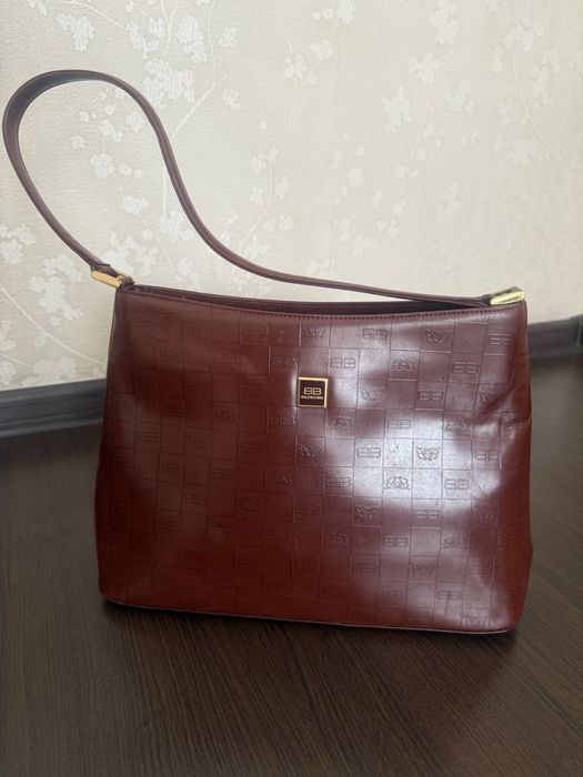 Balenciaga шикарная сумка