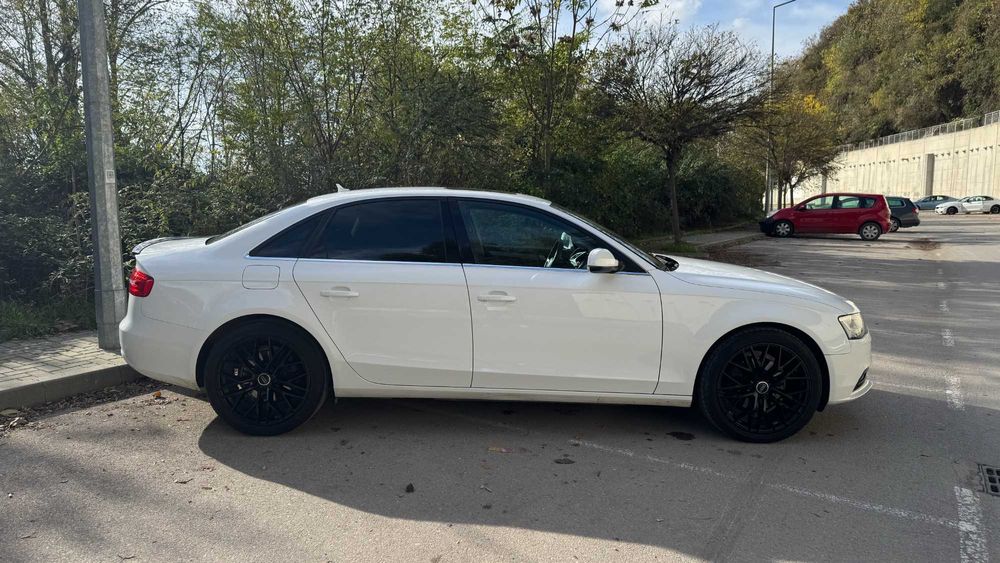 Audi A4, 2.0 TDI, B8.5, СПЕШНО!