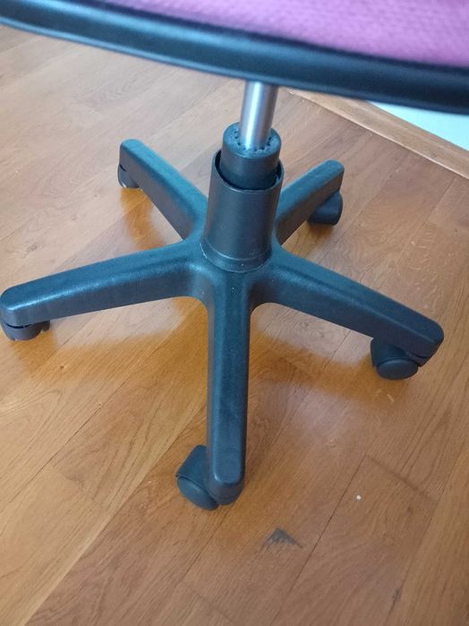 Офис стол за детска стая -син