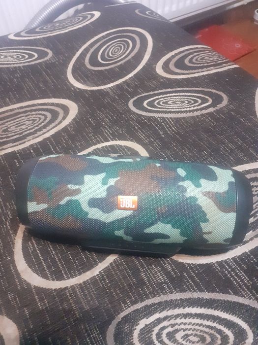 Boxe portabile cu usb și bluetooth