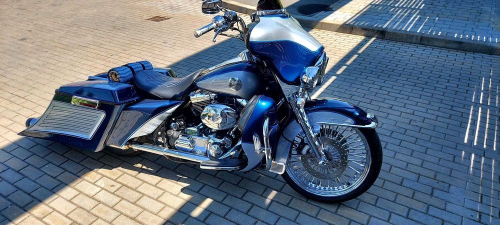Harley-Davidson Twin Cam 88 – Custom Bagger
