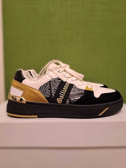 Adidași femei, marimea 38, John Galliano