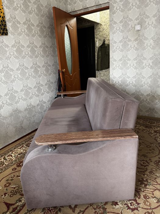 Продам Диван раздвижной