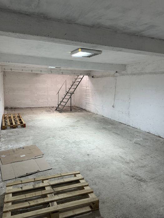 Дава се под наем Промишлена сграда в Асеновград - 650 кв.м за 1785 € - Снимка #11